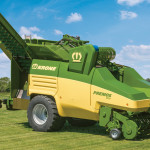 The Premos 5000 uses a conveyor to unload the 5 tonne pellet hopper. Any typical grain handling equipment can be used to transfer the pellets, according to the company.