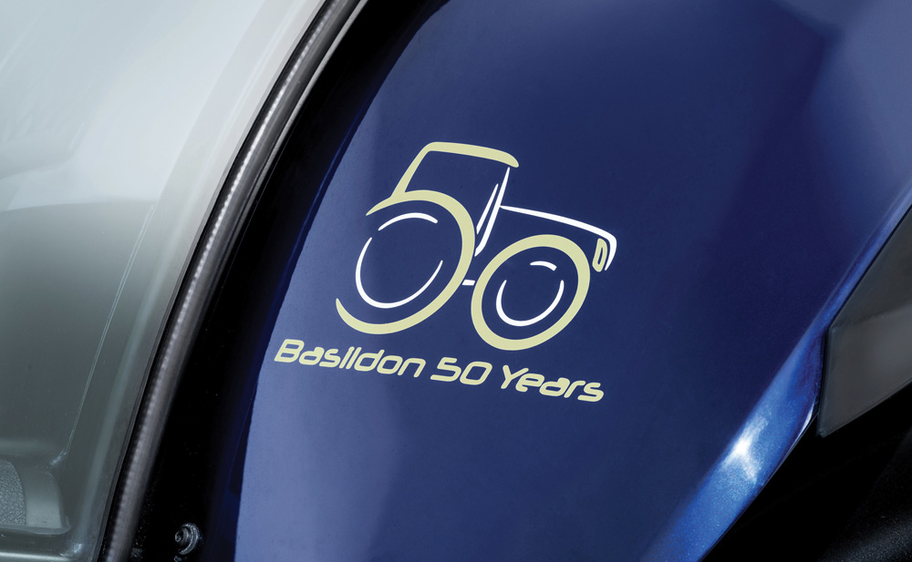 A special graphic was included on Golden Anniversary NH T7 tractors celebrating the Basildon England assembly plant’s 50th birthday.