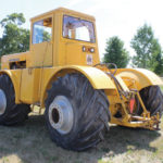 At the rear, the tractor had just a heavy-duty drawbar and basic hydraulics