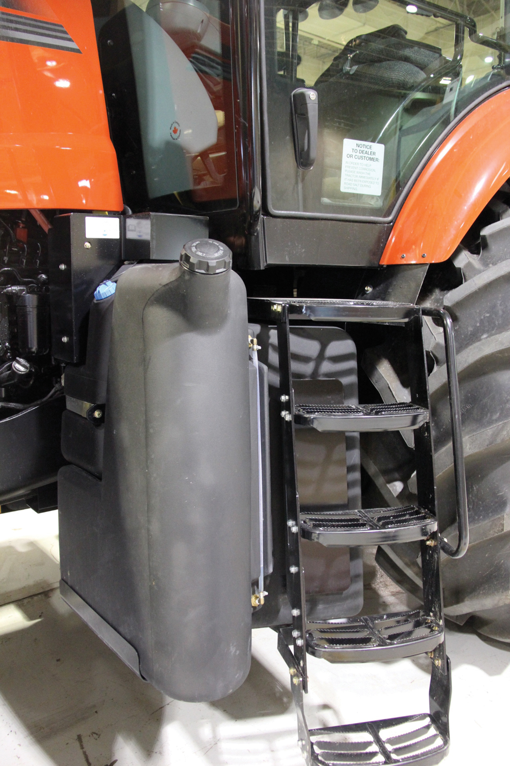 335 and 360 models get a 165 U.S. Gallon (625 litre) fuel tank and 9 U.S. gallon DEF tank.