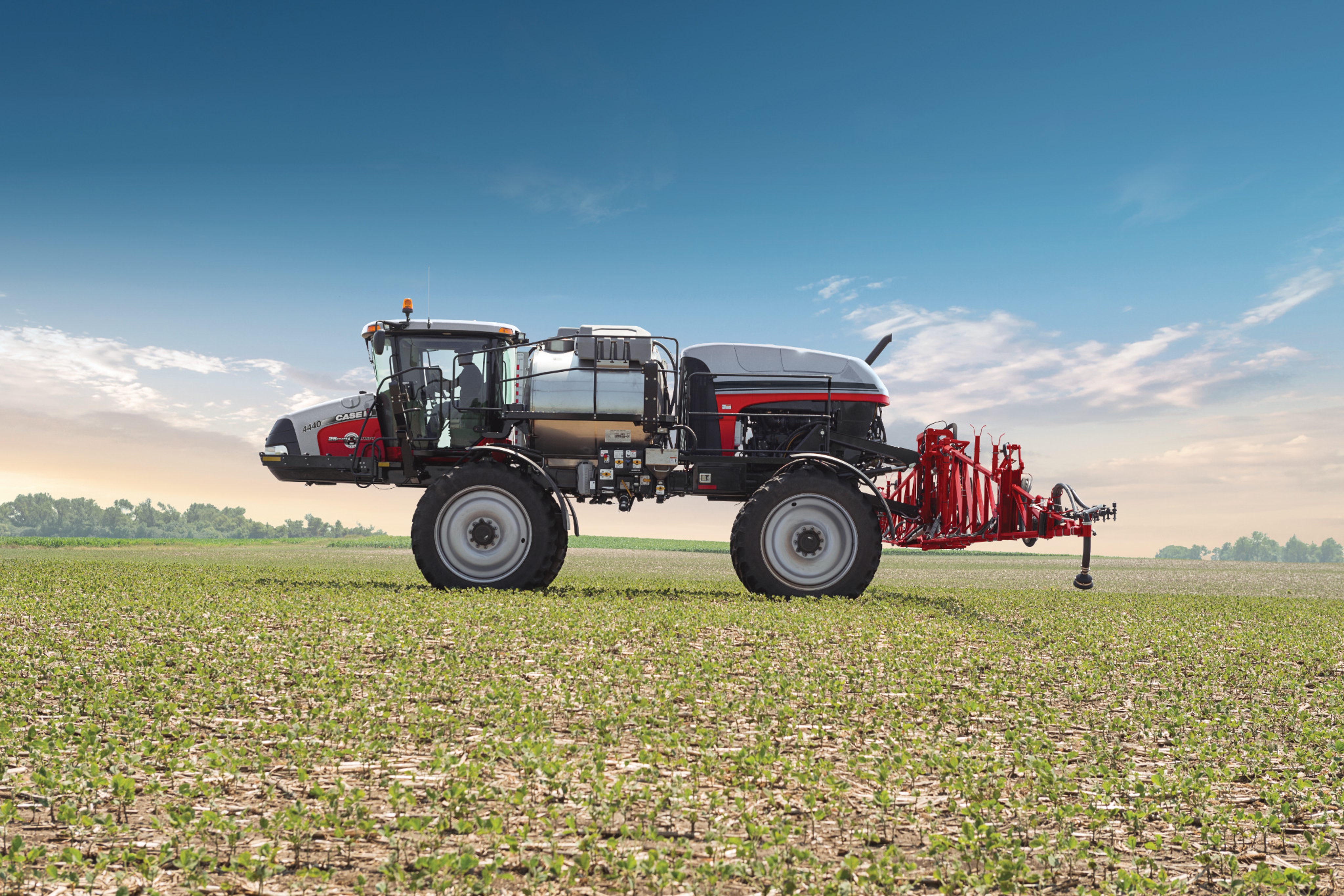 Case IH released a limited number of 4430 and 3340 sprayers wearing a special paint scheme to celebrate the Patriot's 25 year production mark.