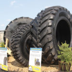Michelin’s new EvoBIB “transforming tire (front) has gaps in the tread bars that allow the sidealls to “hinge” down and increase the width of its footprint at low inflation pressures.