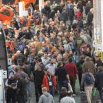 The most interesting and eye-catching exhibits tend to attract very large crowds, sometimes making getting past them in the aisle a bit of a chore.