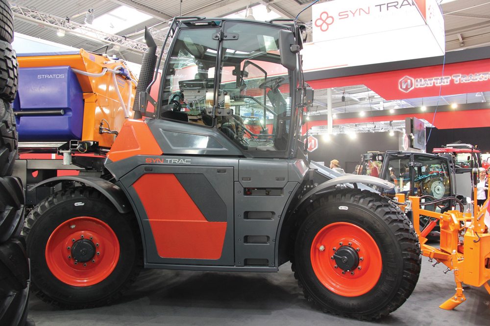 Making its “world debut,” the Syn Trac was introduced to the public at Agritechnica in November.