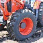 Both test tractors were equipped with wide 520mm tires on the front axles.