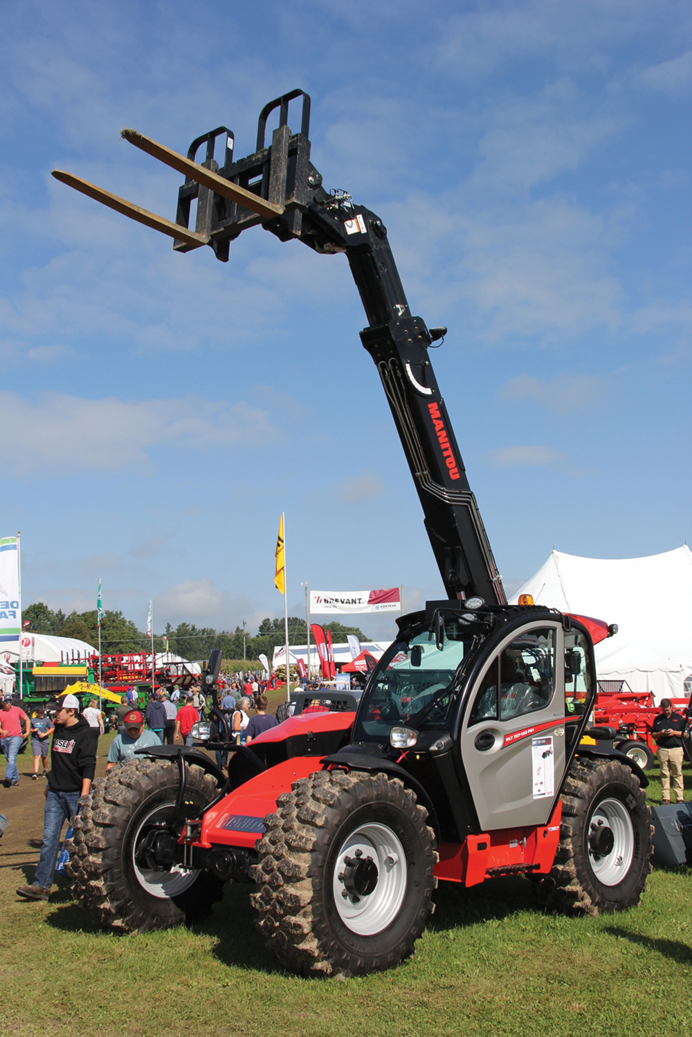Manitou showed off its newest telehander, designed for the agricultural market, at Canada’s Outdoor Farm Show last fall. 