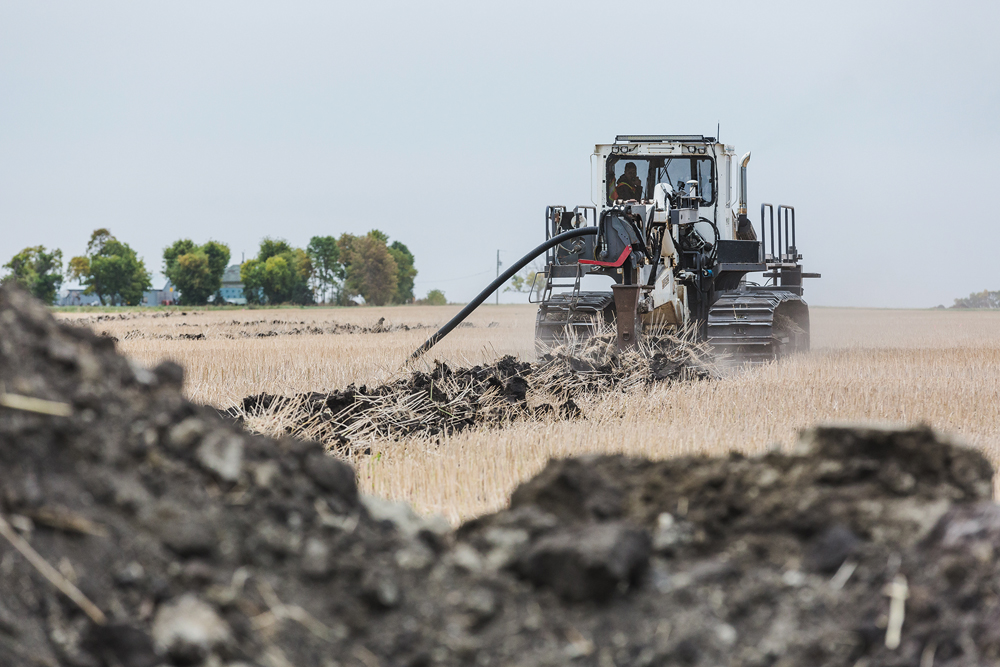 New water management and soil moisture monitoring tools show what’s happening below the soil in the root zone, allowing farmers to compare performance between tiled and non-tiled fields.