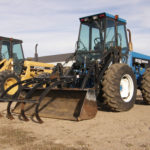 Available in both agricultural and industrial colours, both versions of the 9030 were essentially the same.