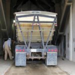 More producers are turing their attention online to help market their grain. Photo: File/Lorraine Stevenson