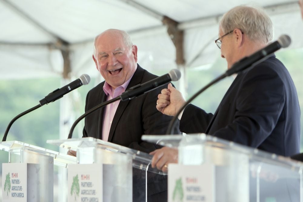 U.S. Secretary of Agriculture Sonny Perdue and Canadian Agriculture Minister Lawrence MacAulay at Savannah, Georgia in June 2017. (Georgia Ports Authority photo by Stephen B. Morton) 
