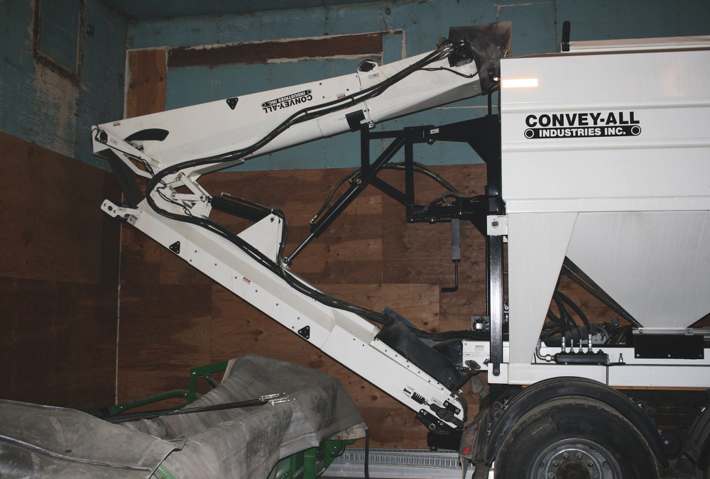 Positioning the air seeder’s conveyor is no longer necessary when there is a hydraulically controlled conveyor mounted on the back of the seed tender.