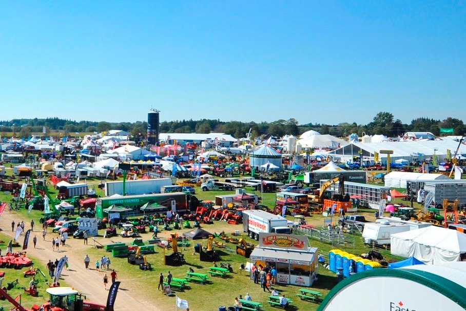 (Outdoorfarmshow.com)
