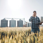 According to Farm Management Canada’s Healthy Minds, Healthy Farms report, only one in five Canadian farmers say they regularly follow a written business plan. Those that do, however, also tend to follow other business practices that give them an advantage over the competition — and greater income.
