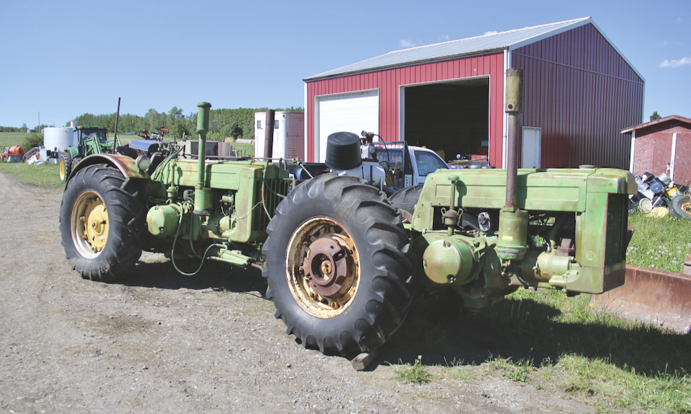 tandem John Deere tractor