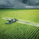The new Fendt 900 series sprayers will have the ability to change from standard to high-clearance boom heights with the push of a button.