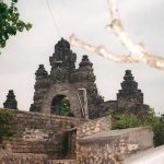 Sea Temple of Pura Luhur, Uluwatu, south Bali, Indonesia. (CIA.gov)