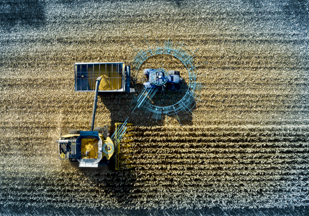 Image for New Holland, Raven sync up for grain transfers in the field