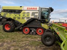 Claas introduced the Lexion 8900 Terra Trac at the Ag in Motion farm show in July. The model on display had a special appearance celebrating 500,000 combines built since the company began producing them in 1936.