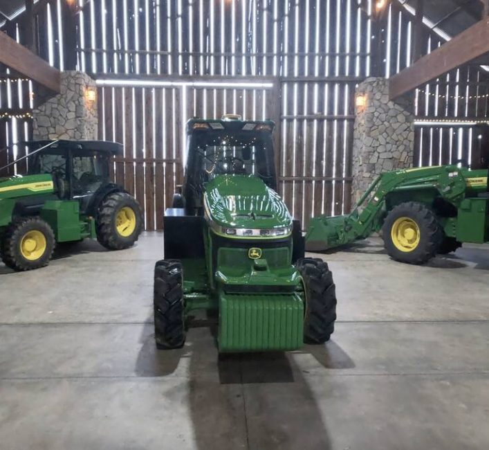 A first look at John Deere’s electric tractors
