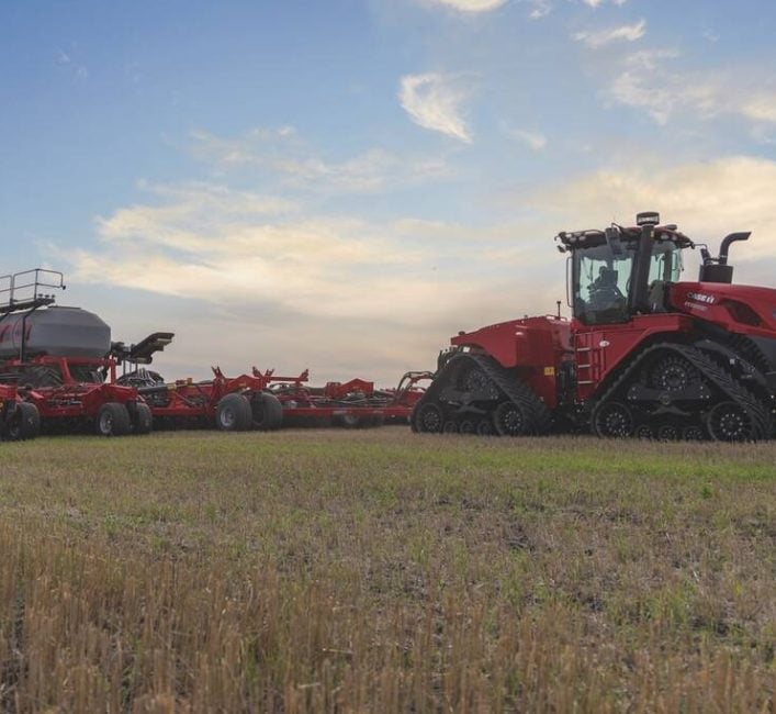 Case IH unveils its new giant: the 785 Steiger Quadtrac