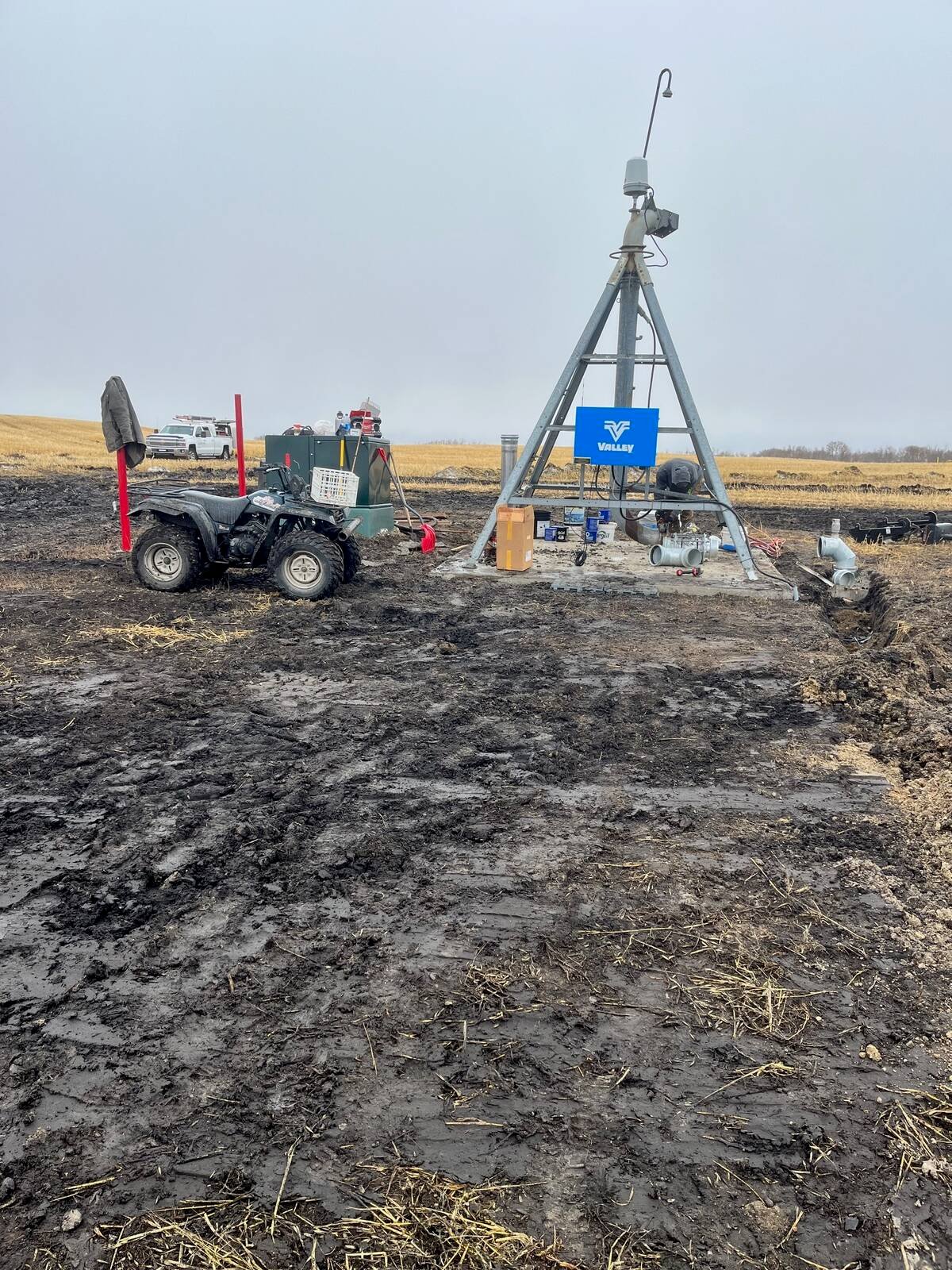 Installation of an irrigation pivot. PHOTO: Aaron Gray