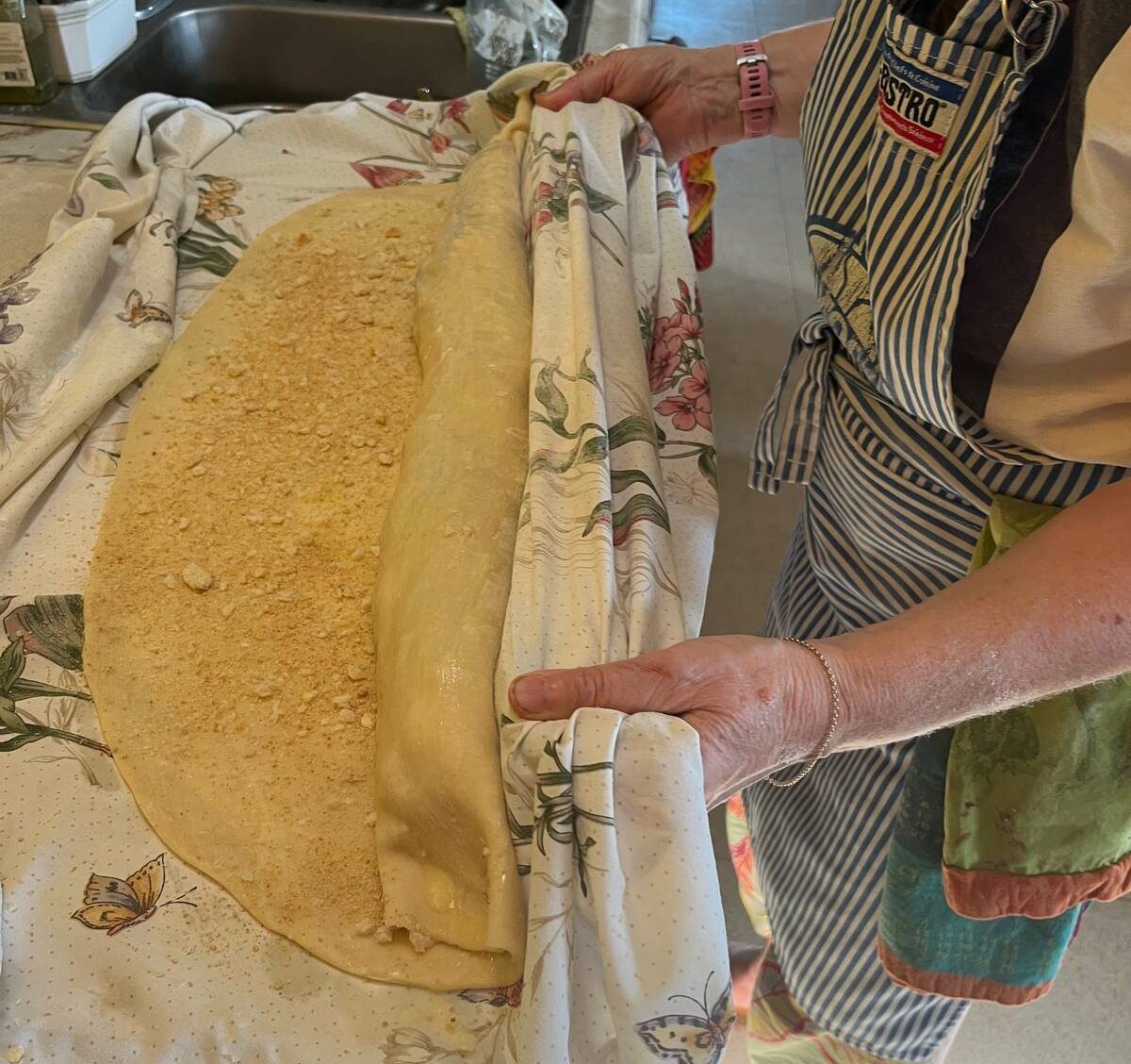 strudel rolling