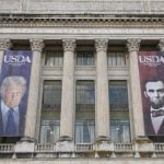 Farmers, traders &#8216;flying blind&#8217; as U.S. shutdown blocks key crop data