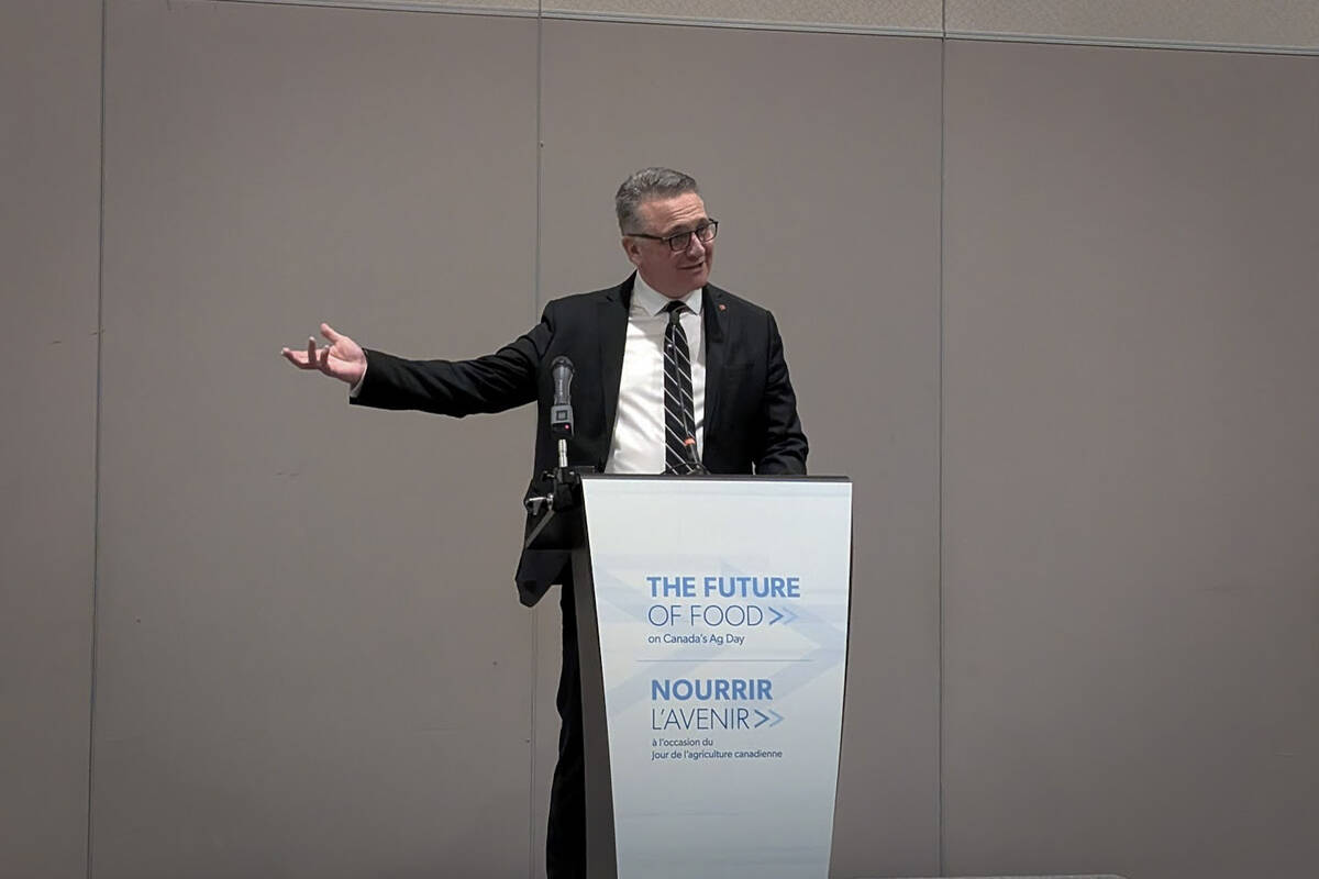 Minister of Agriculture and Agri-Food Heath MacDonald announces an industry-led $5 billion investment into Canadian agriculture at the Future of Food conference in Ottawa. Photo: Jonah Grignon.
