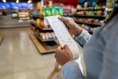 The second biggest contributor to retail sales is the food and beverage retailer category. Sales were unchanged in December in this subsector. Photo: Hispanolistic/IStock/Getty Images
