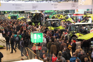 On the last day of the 2013 show the aisles were packed. Total visitors for the week hit 400,000.