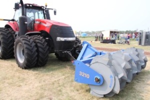 Here's the fluffer (spreader)